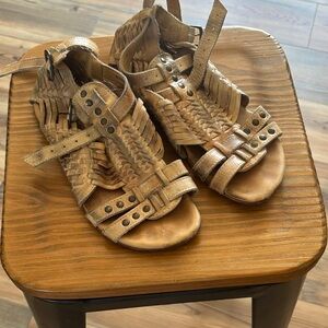 BED|STU Woven Leather Sandals in Tan